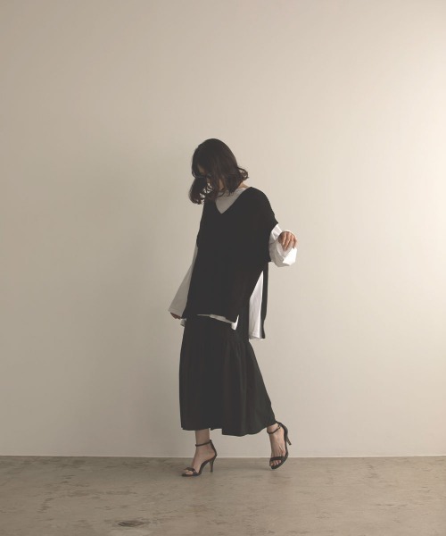 marjour（マージュール）の「RELAX KNIT VEST（ベスト・レディース・ブラック/クリーム・M）」の6枚目の写真