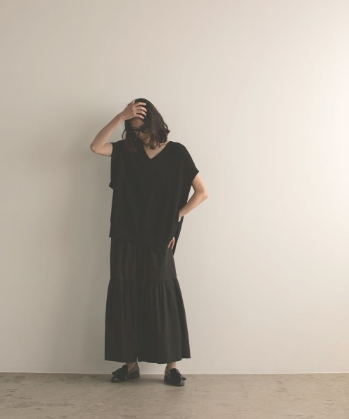 marjour（マージュール）の「RELAX KNIT VEST（ベスト・レディース・ブラック/クリーム・M）」の7枚目の写真