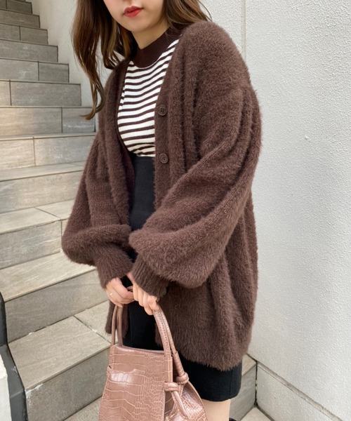 one after another NICE CLAUP(ワンアフターアナザーナイスクラップ)の「フェザービッグシルエットカーディガン(カーディガン/ボレロ・レディース・ベージュ/ピンク/イエロー/アイボリー/ブラウン・FREE)」の3枚目の写真