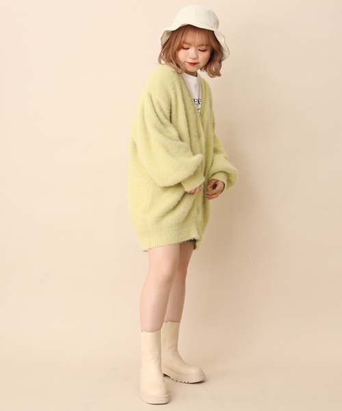 one after another NICE CLAUP(ワンアフターアナザーナイスクラップ)の「フェザービッグシルエットカーディガン(カーディガン/ボレロ・レディース・ベージュ/ピンク/イエロー/アイボリー/ブラウン・FREE)」の17枚目の写真