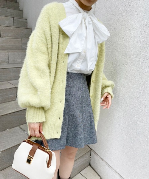 one after another NICE CLAUP(ワンアフターアナザーナイスクラップ)の「フェザービッグシルエットカーディガン(カーディガン/ボレロ・レディース・ベージュ/ピンク/イエロー/アイボリー/ブラウン・FREE)」の15枚目の写真