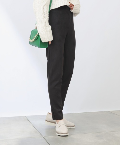 COLONY 2139(コロニートゥーワンスリーナイン)の「フェイクスエードストレッチレギンスパンツ(その他パンツ・レディース・モカ/ブラック・LARGE/SMALL/MEDIUM)」の18枚目の写真