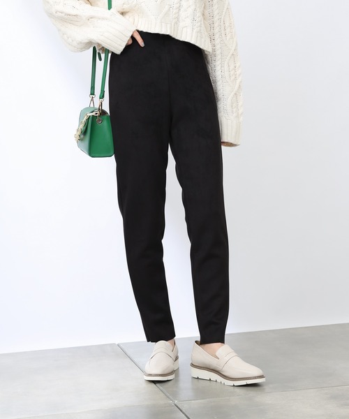 COLONY 2139(コロニートゥーワンスリーナイン)の「フェイクスエードストレッチレギンスパンツ(その他パンツ・レディース・モカ/ブラック・LARGE/SMALL/MEDIUM)」の4枚目の写真