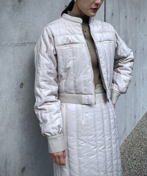 &g'aime（アンジェム）の「【&g’aime】キルティングショートブルゾン（ブルゾン・レディース・チャコールグレー/アイボリー/グレイッシュベージュ・FREE）」の9枚目の写真