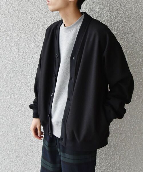 SHIPS any（シップス エニィ）の「SHIPS any: 【ウォッシャブル】ウールライク ポンチ ボタンカーディガン◇（カーディガン/ボレロ・メンズ・グレー/ネイビー/ブラック・MEDIUM/LARGE/X-LARGE）」の2枚目の写真