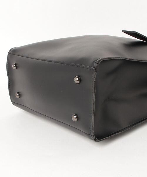 MAISON BREEZE（メゾンブリーズ）の「【MAISON BREEZE】ハイグレードPUスクエアハンドトートバッグ KNF（トートバッグ・レディース・ブラック/ベージュ/ブラウン・FREE）」の8枚目の写真