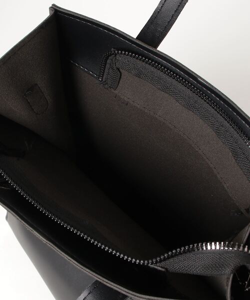 MAISON BREEZE（メゾンブリーズ）の「【MAISON BREEZE】ハイグレードPUスクエアハンドトートバッグ KNF（トートバッグ・レディース・ブラック/ベージュ/ブラウン・FREE）」の9枚目の写真