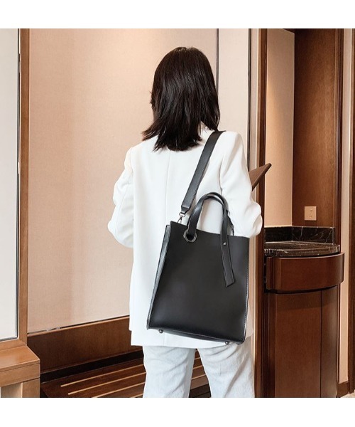 MAISON BREEZE（メゾンブリーズ）の「【MAISON BREEZE】ハイグレードPUスクエアハンドトートバッグ KNF（トートバッグ・レディース・ブラック/ベージュ/ブラウン・FREE）」の12枚目の写真