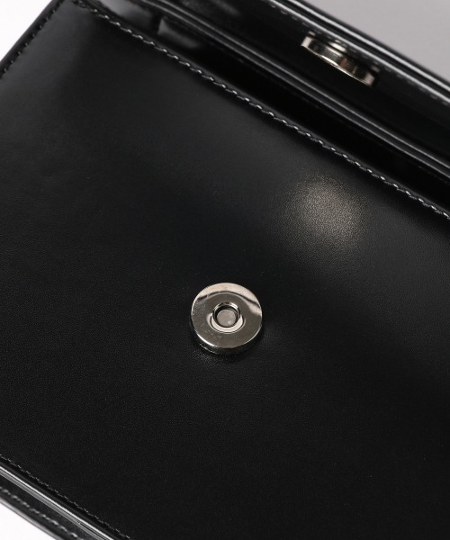 LOWRYS FARM（ローリーズファーム）の「ミニフラップショルダーバッグ　254936（ショルダーバッグ・レディース・ブラック/グリーン/アイボリー・FREE）」の9枚目の写真