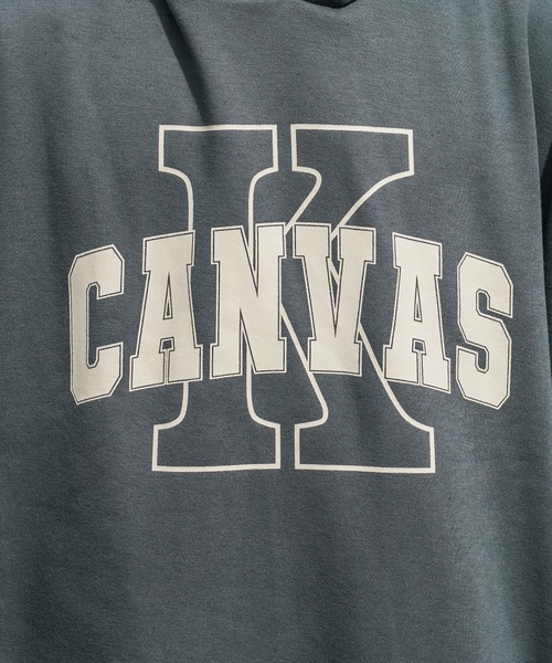 PairPair（ペアペア）の「裏起毛カレッジロゴフーディー(ユニセックス)（パーカー・レディース・グレイッシュブルー/スミクロ/オートミール・FREE）」の15枚目の写真