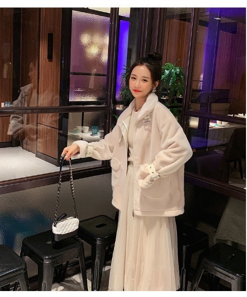 おしゃれスタ(オシャレスタ)の「もこもこボア レザーパイピングジャケット(その他アウター・レディース・ホワイト/グリーン・M/L/XL)」の12枚目の写真
