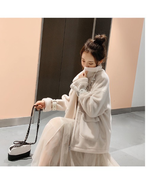 おしゃれスタ(オシャレスタ)の「もこもこボア レザーパイピングジャケット(その他アウター・レディース・ホワイト/グリーン・M/L/XL)」の14枚目の写真