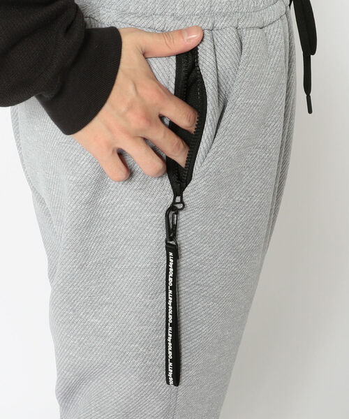 H.I.P. by SOLIDO（エイチアイピーバイソリード）の「【H.I.P. by SOLIDO/エイチアイピー バイ ソリード】DELTA SOLOTEX KERSEY SLIM FIT EASY PANTS（その他パンツ・メンズ・ライトグレー/ブラック・3/1/2）」の19枚目の写真