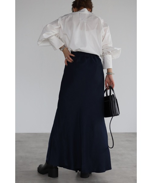 Bonjour Sagan（ボンジュールサガン）の「サイドスリットサテンフレアスカート（スカート・レディース・マスタード/ネイビー・FREE）」の16枚目の写真