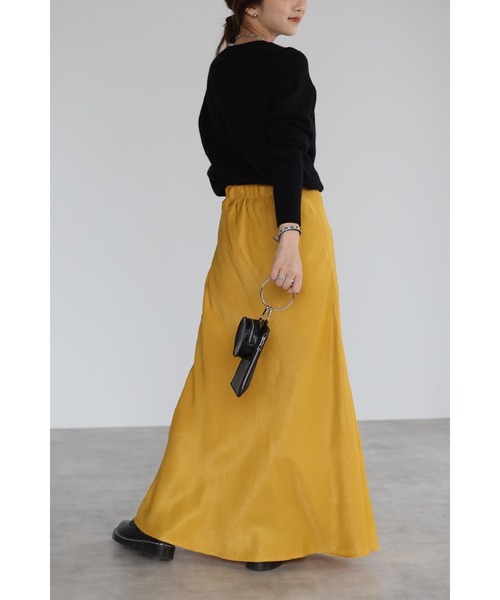 Bonjour Sagan（ボンジュールサガン）の「サイドスリットサテンフレアスカート（スカート・レディース・マスタード/ネイビー・FREE）」の19枚目の写真