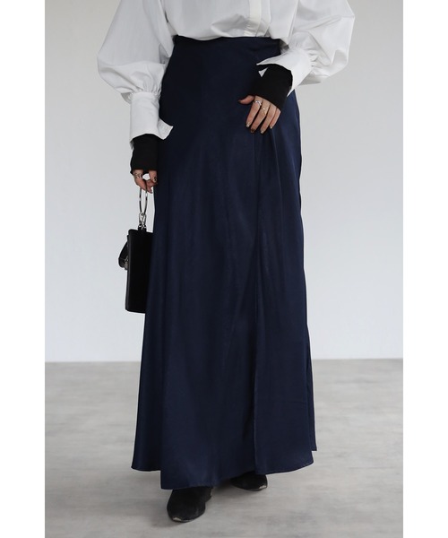 Bonjour Sagan（ボンジュールサガン）の「サイドスリットサテンフレアスカート（スカート・レディース・マスタード/ネイビー・FREE）」の21枚目の写真