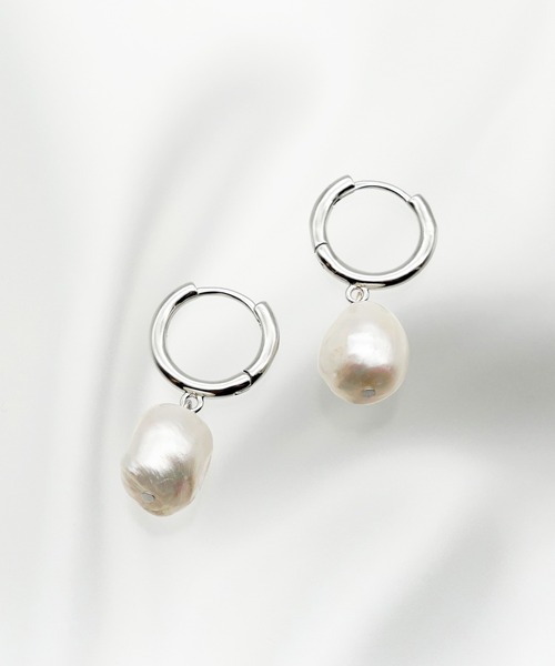 SIGNAL(シグナル)の「【ZOZO限定】Pearl Hoop Pierce / パールフープピアス(ピアス(両耳用)・レディース・シルバー/ゴールド・FREE)」の14枚目の写真