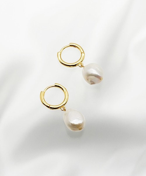 SIGNAL(シグナル)の「【ZOZO限定】Pearl Hoop Pierce / パールフープピアス(ピアス(両耳用)・レディース・シルバー/ゴールド・FREE)」の12枚目の写真