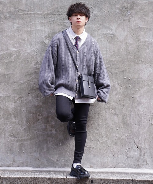 ADAMASTE（アダマスト）の「シンセティックレザーショルダーバッグ（ショルダーバッグ・メンズ・ブラック・FREE）」の17枚目の写真