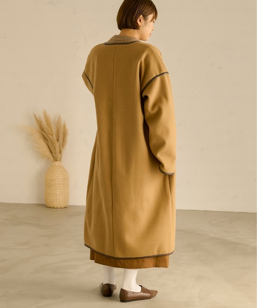 Ambre Neige（アンブルネージュ）の「パイピングロングコート