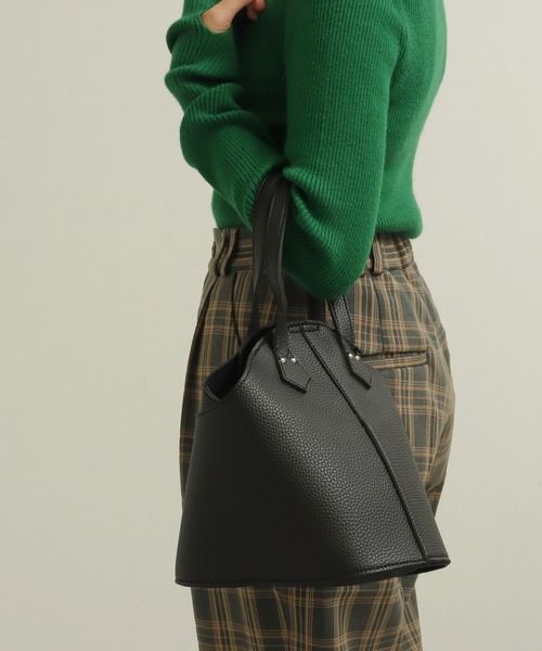 AULI（アウリィ）の「【2WAY】バケット型ショルダー/ハンドバッグ（ショルダーバッグ・レディース・ライトグレー/ブラック/キャメル・FREE）」の22枚目の写真