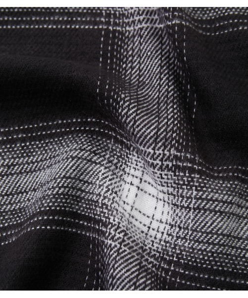 AZUL by moussy（アズールバイマウジー）の「SOFT TOUCH CHECK MUFFLER/ソフトタッチチェックマフラー（マフラー・メンズ・ブラック系その他/グレー系その他/ブルー系その他3・FREE）」の8枚目の写真