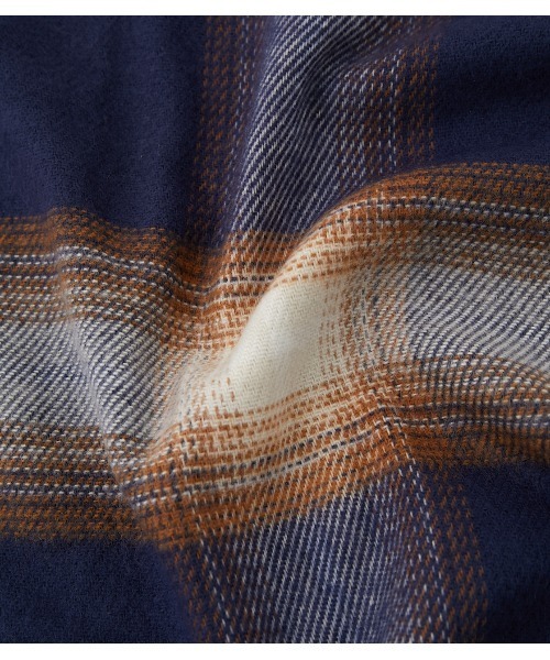 AZUL by moussy（アズールバイマウジー）の「SOFT TOUCH CHECK MUFFLER/ソフトタッチチェックマフラー（マフラー・メンズ・ブラック系その他/グレー系その他/ブルー系その他3・FREE）」の18枚目の写真