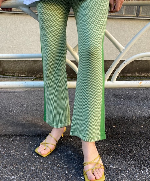 CIAOPANIC（チャオパニック）の「ジャガードニットフレアパンツ（その他パンツ・レディース・ベージュ/オレンジ/グリーン・FREE）」の8枚目の写真