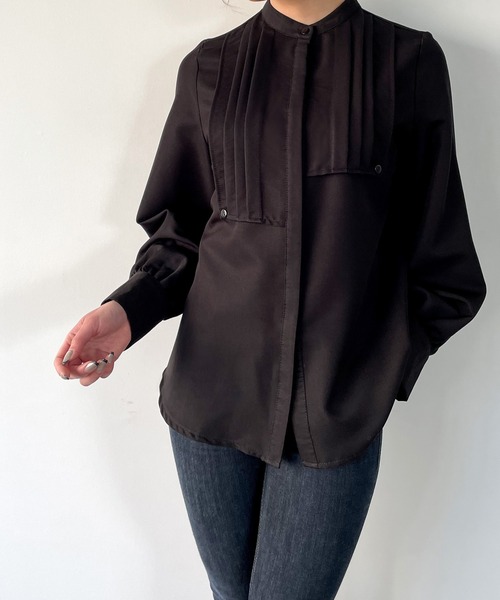 JUNOAH（ジュノア）の「アシンメトリーケープブラウス（シャツ/ブラウス・レディース・ホワイト/テラコッタ/ベージュ/ネイビー/ブラック/カーキ/ブルー/グリーン・X-LARGE/LARGE/MEDIUM）」の20枚目の写真