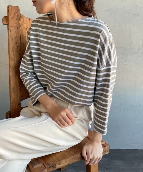 ORCIVAL（オーシバル）の「[ORCIVAL/オーシバル] 別注 7分袖ボートネックワイドTシャツ（Tシャツ/カットソー・レディース・ホワイト/ブラック/ホワイト×レッド/ホワイト×ネイビー/ベージュ系・1）」の5枚目の写真