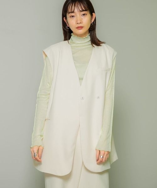 KBF（ケイビーエフ）の「ラウンドノーカラーベスト（その他アウター