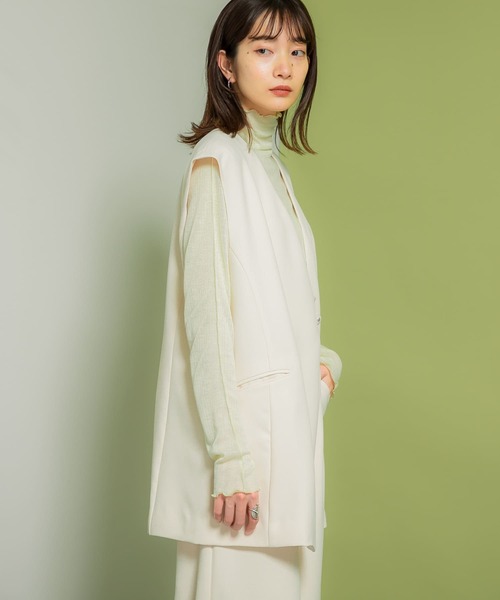 KBF（ケイビーエフ）の「ラウンドノーカラーベスト（その他アウター