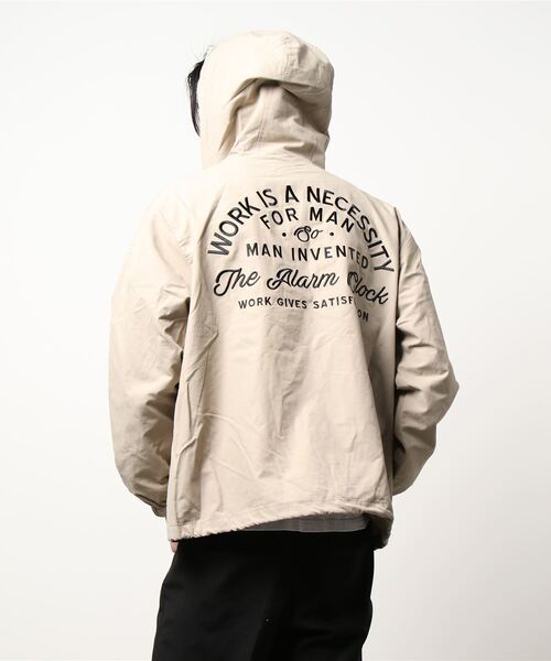 RODEO CROWNS WIDE BOWL（ロデオクラウンズワイドボウル）の「フーデット コーチジャケット（ナイロンジャケット・メンズ・ブラック/グリーン/ベージュ・MEDIUM/LARGE）」の6枚目の写真