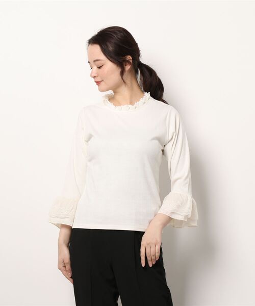 axes femme（アクシーズファム）の「ボリューム刺繍チュールＰＯ（Tシャツ/カットソー・レディース・ブラック/ピンク/グリーン/キナリ・FREE）」の2枚目の写真