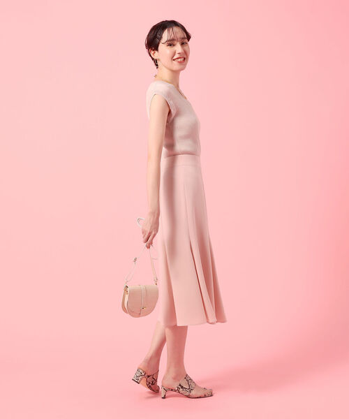 NOLLEY’S Sophi（ノーリーズソフィ）の「麻混スパークフレンチプルオーバーニット（ニット/セーター・レディース・ブラック/ベージュ/カーキ/ミント・36/38）」の13枚目の写真