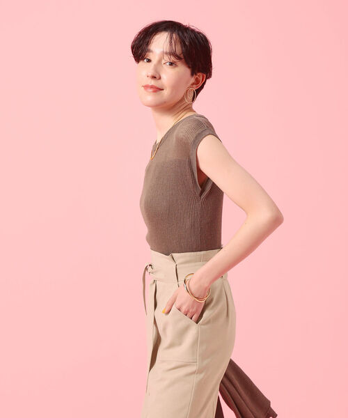 NOLLEY’S Sophi（ノーリーズソフィ）の「麻混スパークフレンチプルオーバーニット（ニット/セーター・レディース・ブラック/ベージュ/カーキ/ミント・36/38）」の8枚目の写真