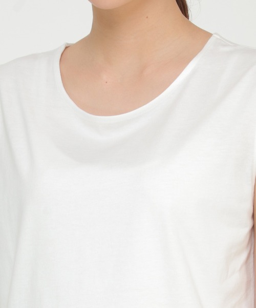 ikka（イッカ）の「裾ラウンドノースリプルオーバー（タンクトップ・レディース・ブラック/オフホワイト/その他1・M/L）」の21枚目の写真