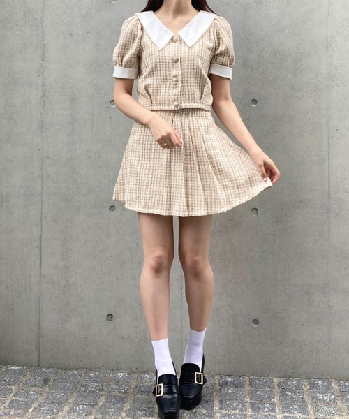 TITTY&CO.(ティティーアンドコー)の「【TITTY&CO.】サイドプリーツツイードスカート(スカート・レディース・ベージュ/ライトブルー・SMALL/MEDIUM)」の13枚目の写真