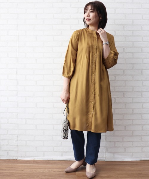 BELLUNA PLUS(ベルーナ)の「レーヨン素材ピンタック使いワンピース(ワンピース・レディース・チャコール/イエロー/ブルー・MEDIUM/LARGE/X-LARGE)」の8枚目の写真