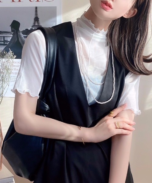 moment+(モーメントプラス)の「シアーハイネックメロー半袖プルオーバー(Tシャツ/カットソー・レディース・ブラック/オフホワイト・M)」の2枚目の写真