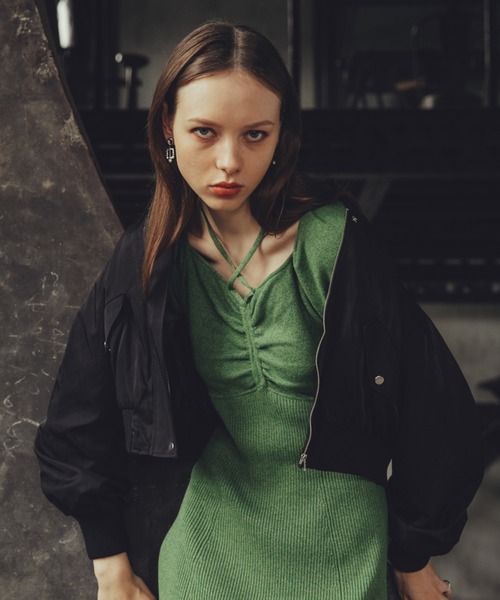 Cheek（チーク）の「ショートＭＡ－１（MA-1・レディース・ブラック/オレンジ/グリーン・MEDIUM）」の2枚目の写真