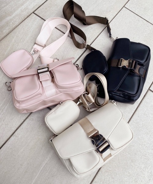 one after another NICE CLAUP（ワンアフターアナザーナイスクラップ）の「【2022AWアイテム】ユーティリティーボディBAG（ショルダーバッグ・レディース・ブラック/ピンク/アイボリー・FREE）」の20枚目の写真