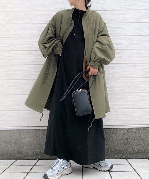 Q（キュー）の「ファー付きモッズコート（モッズコート・レディース・ブラック/カーキ・MEDIUM）」の3枚目の写真