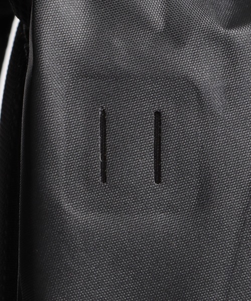 and wander（アンドワンダー）の「and wander/アンドワンダー waterproof daypack リュック（バックパック/リュック・メンズ・ブラック・FREE）」の8枚目の写真