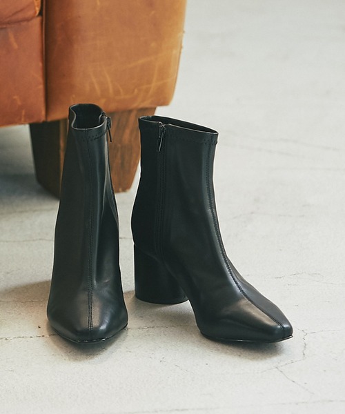 RIVE DROITE（リヴドロワ）の「ストレスフリーな履き心地/ヒールショートブーツ（ブーツ・レディース・ブラック/ベージュ・S/M/L）」の2枚目の写真