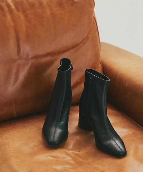 RIVE DROITE（リヴドロワ）の「ストレスフリーな履き心地/ヒールショートブーツ（ブーツ・レディース・ブラック/ベージュ・S/M/L）」の8枚目の写真