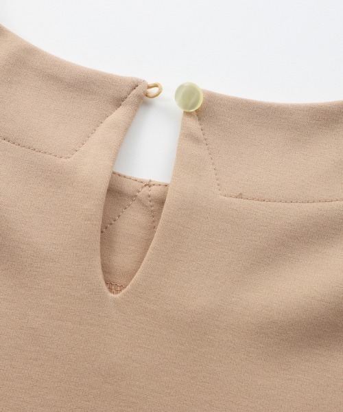 NIMES（ニーム）の「ラウンドカラーステッチカットソー（Tシャツ/カットソー・レディース・ベージュ/ネイビー/ホワイト・FREE）」の10枚目の写真