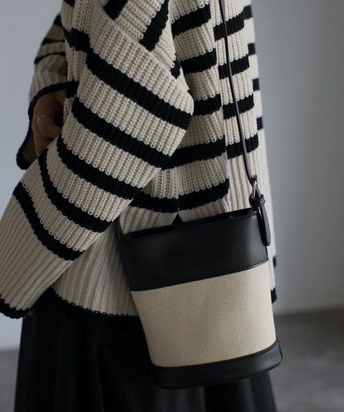 ap retro（アプレトロ）の「ショルダーバケツミニバッグ（ショルダーバッグ・レディース・ブラウン/ブラック/アイボリー/ベージュ・FREE）」の3枚目の写真