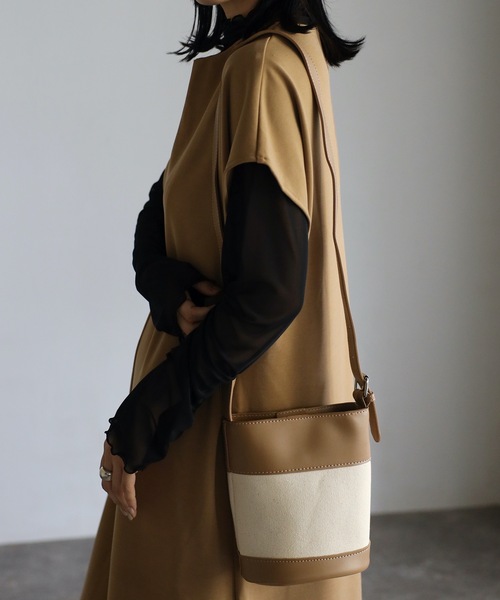 ap retro（アプレトロ）の「ショルダーバケツミニバッグ（ショルダーバッグ・レディース・ブラウン/ブラック/アイボリー/ベージュ・FREE）」の5枚目の写真