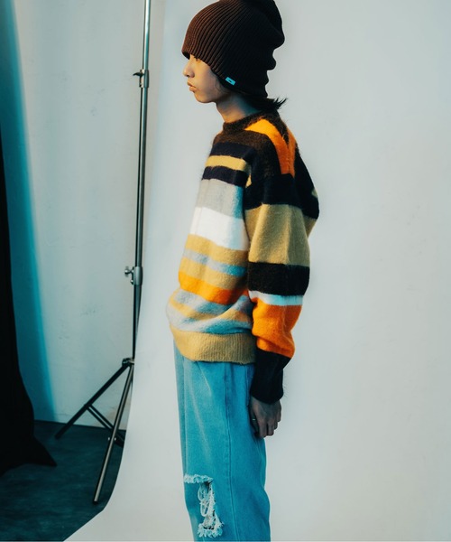FTW(エフティダブリュー)の「MULTI BORDER KNIT SWEATER(ニット/セーター・メンズ・ネイビー/ブラウン/ピンク・MEDIUM/LARGE)」の5枚目の写真